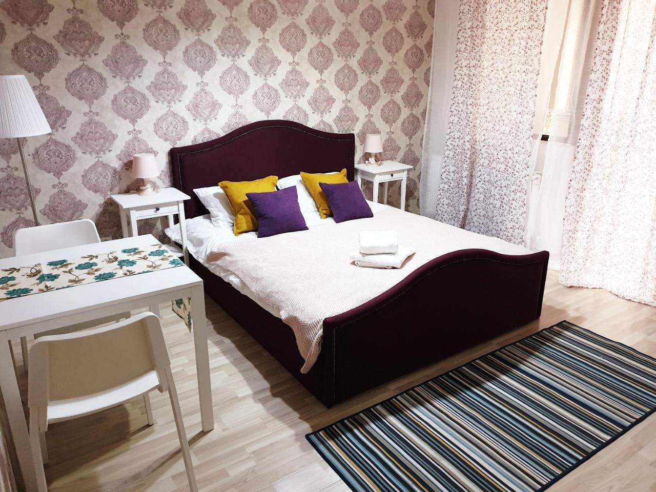 Apartament Garsoniera Lux Fundeni Dobroesti Zewnętrze zdjęcie